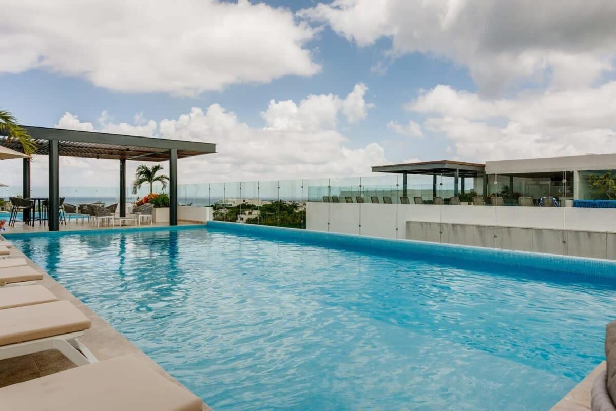 Сasa de vacaciones New Roof Pool With Gym And Wifi Near 5th Half Blk Kids Ok *
