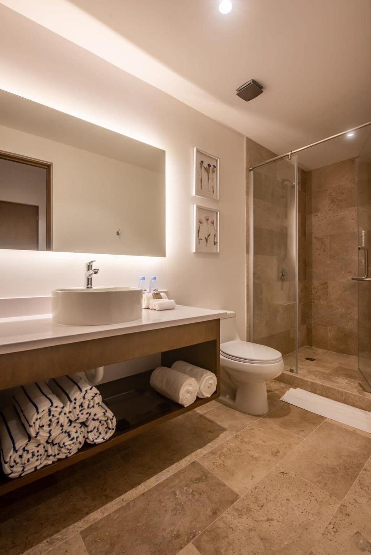 New Roof Pool With Gym And Wifi Near 5th Half Blk Kids Ok Сasa de vacaciones Playa del Carmen